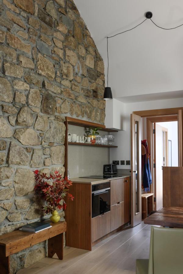 Within The Village Appartement Roundstone